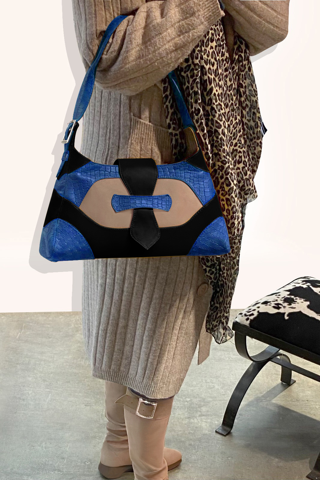 Dress handbag in electric blue, biscuit beige and matt black leather - Worn view
